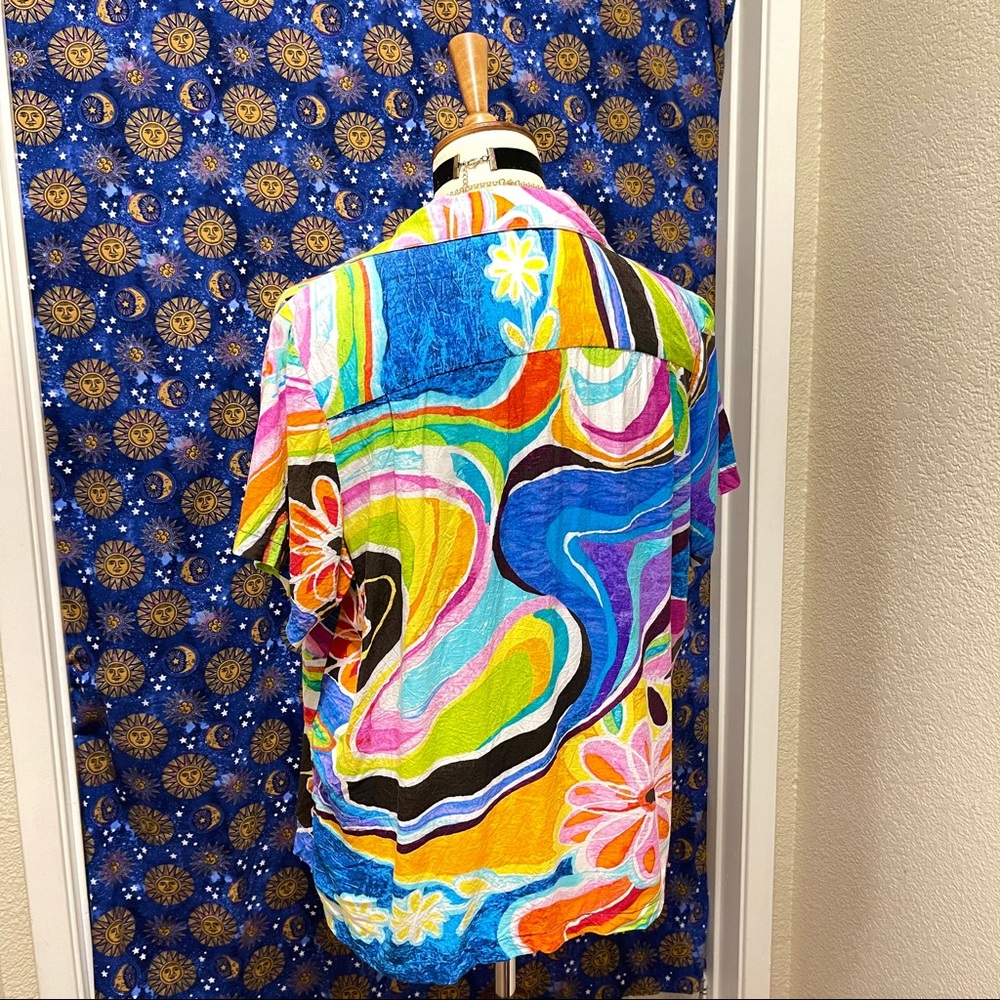 🌈 SOLD Gorgeous Jams rainbow flower top - Picture 9 of 12